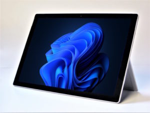 Microsoft Surface Pro 7 Plus Front